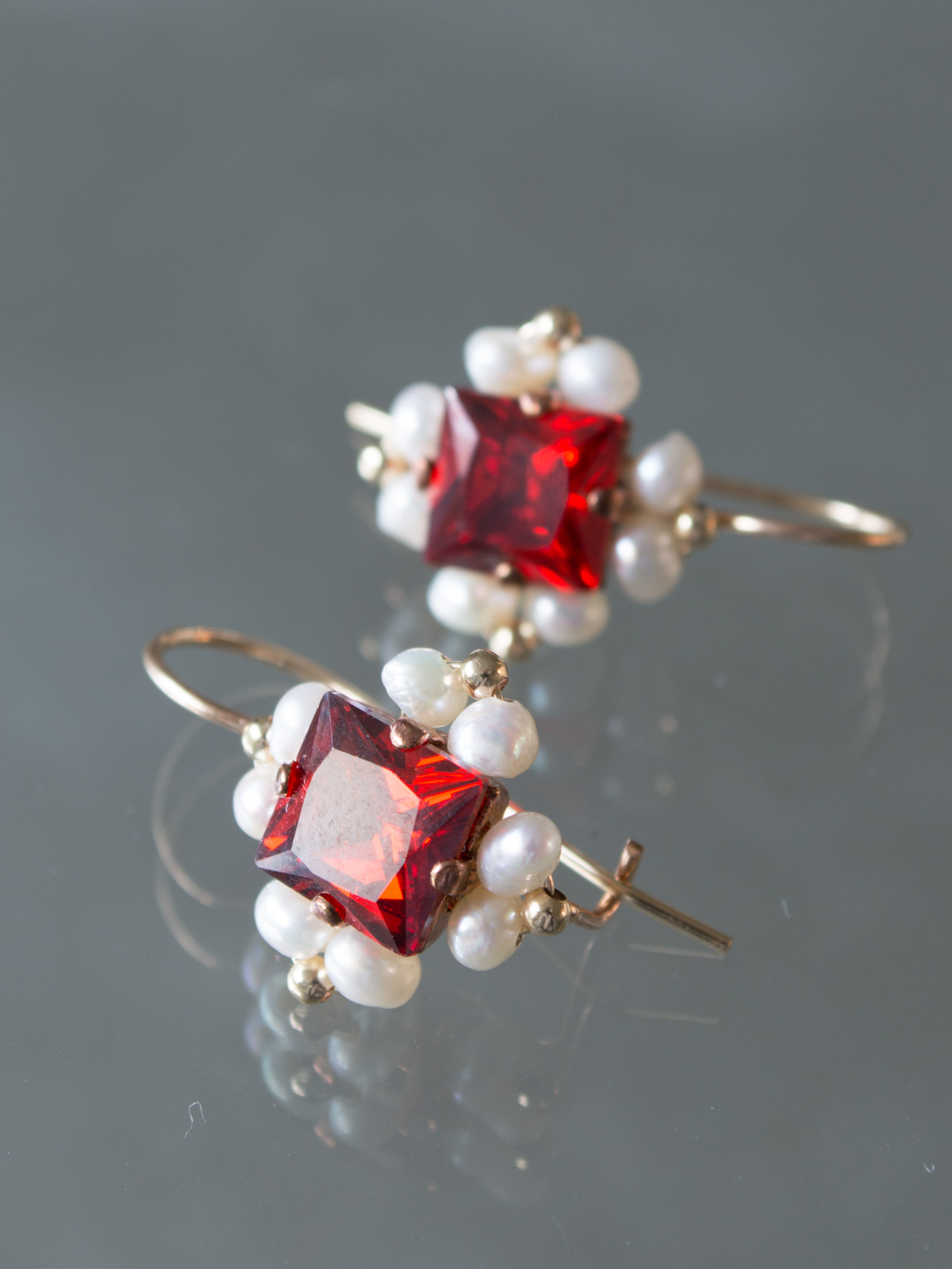 earrings Victoria ll red crystal, pearls